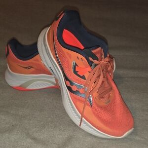 Saucony Women's Vibrant Orange Athletic Shoes Sz 7
